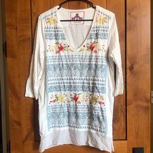 Beautiful embroidered tunic!